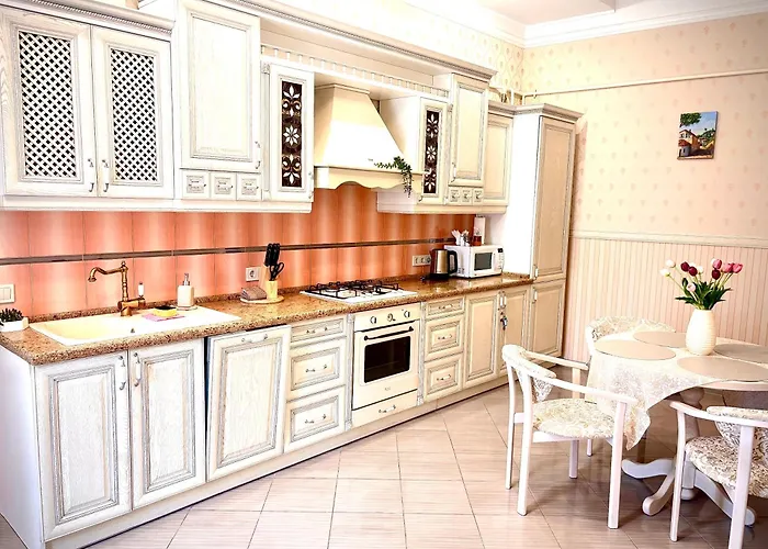 One Bedroom With Balcony-kostyushka Street,16 Lägenhet *