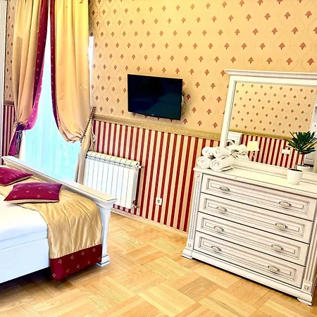 公寓 One Bedroom With Balcony-kostyushka Street,16 利沃夫